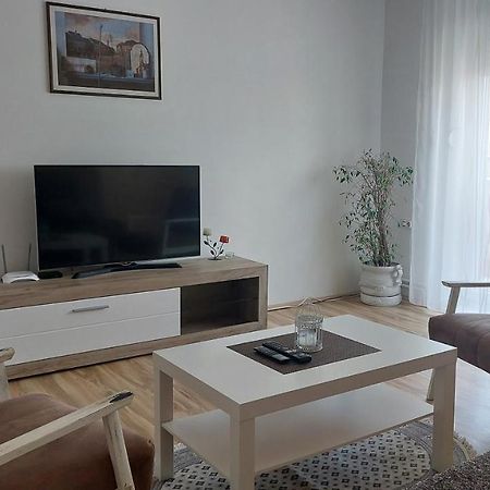 Apartman Centar Sremska Mitrovica Dış mekan fotoğraf