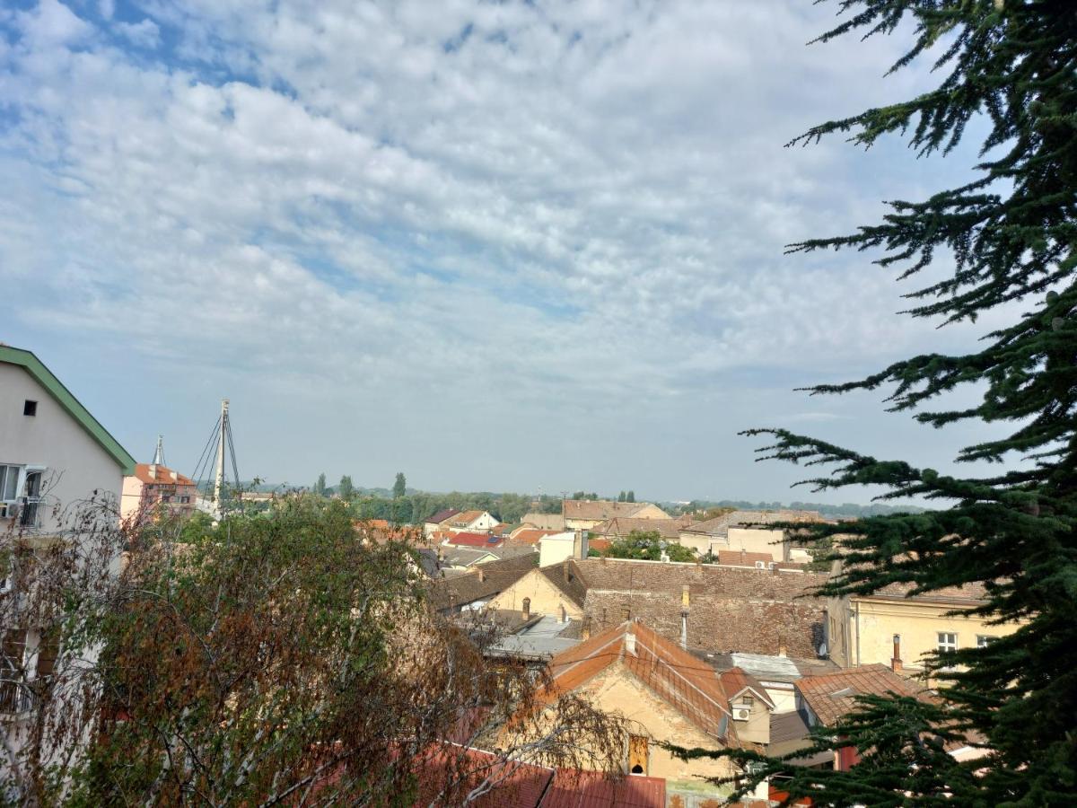 Apartman Centar Sremska Mitrovica Dış mekan fotoğraf