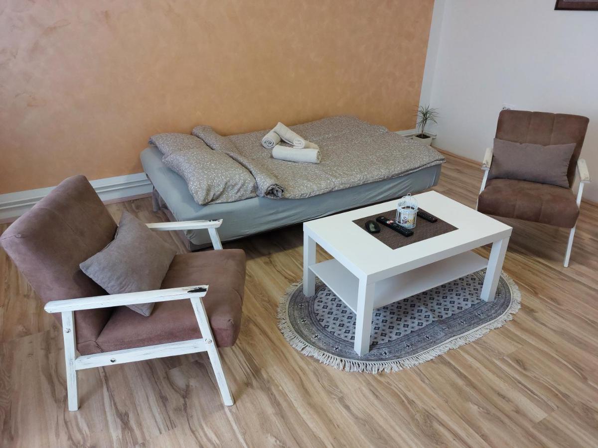 Apartman Centar Sremska Mitrovica Dış mekan fotoğraf