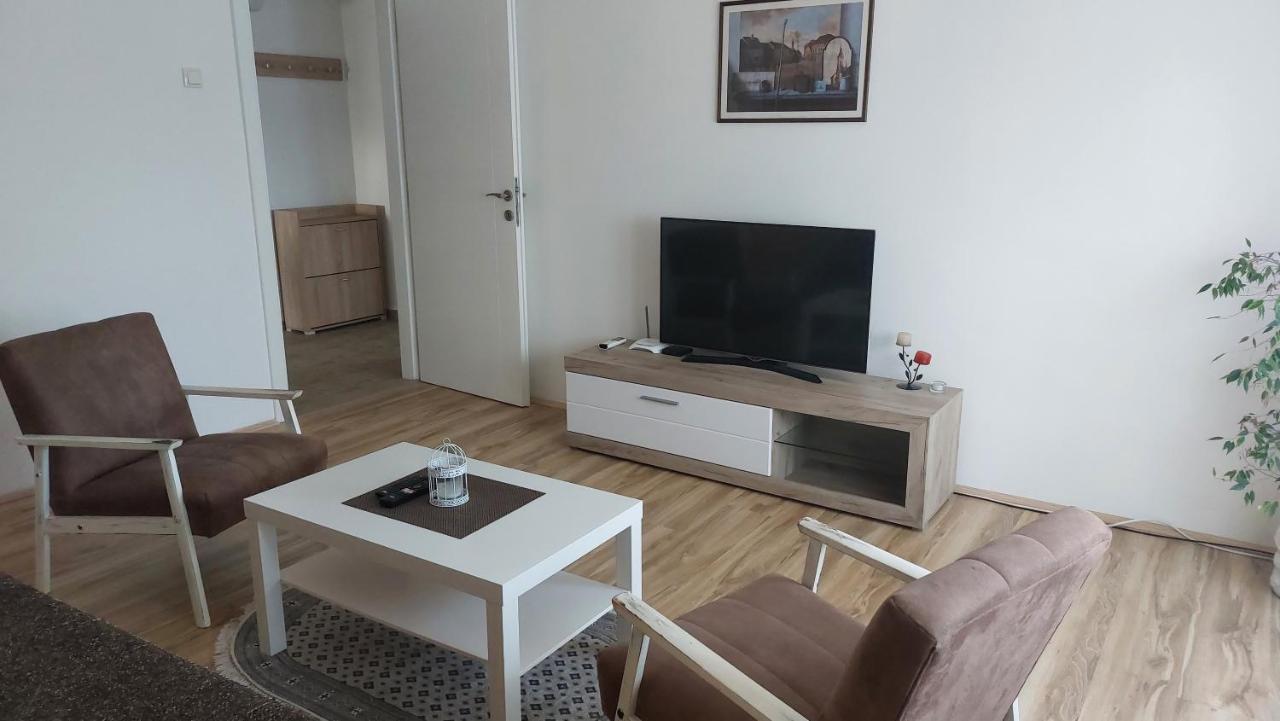 Apartman Centar Sremska Mitrovica Dış mekan fotoğraf
